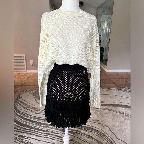 GAeLLE PARIS Women’s Fringe Knitted Mini Skirt
